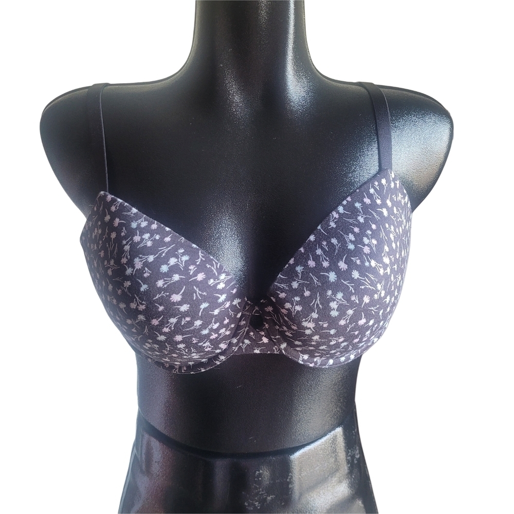 La Vie En Rose Black Floral Print Bra NWT Size 38C
